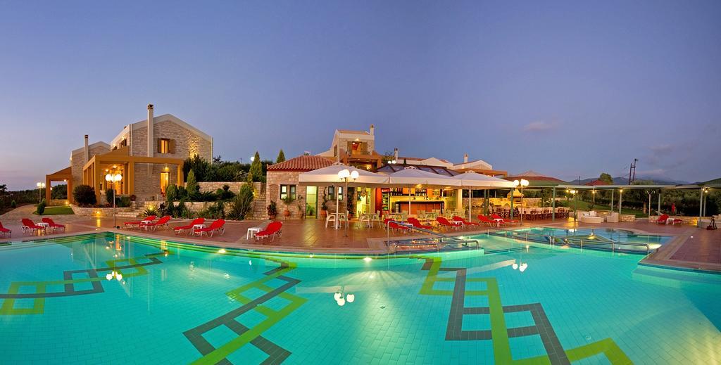 Enastron Villas Kyparissia Exteriör bild